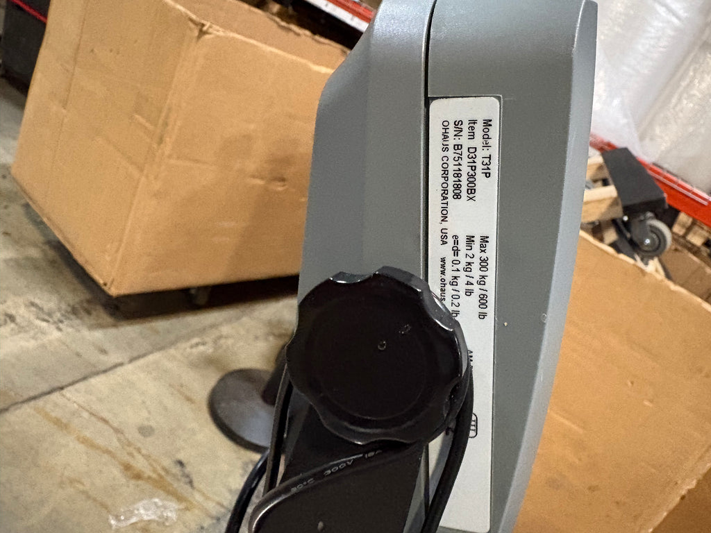 Used Ohaus Defender 3000 Scale