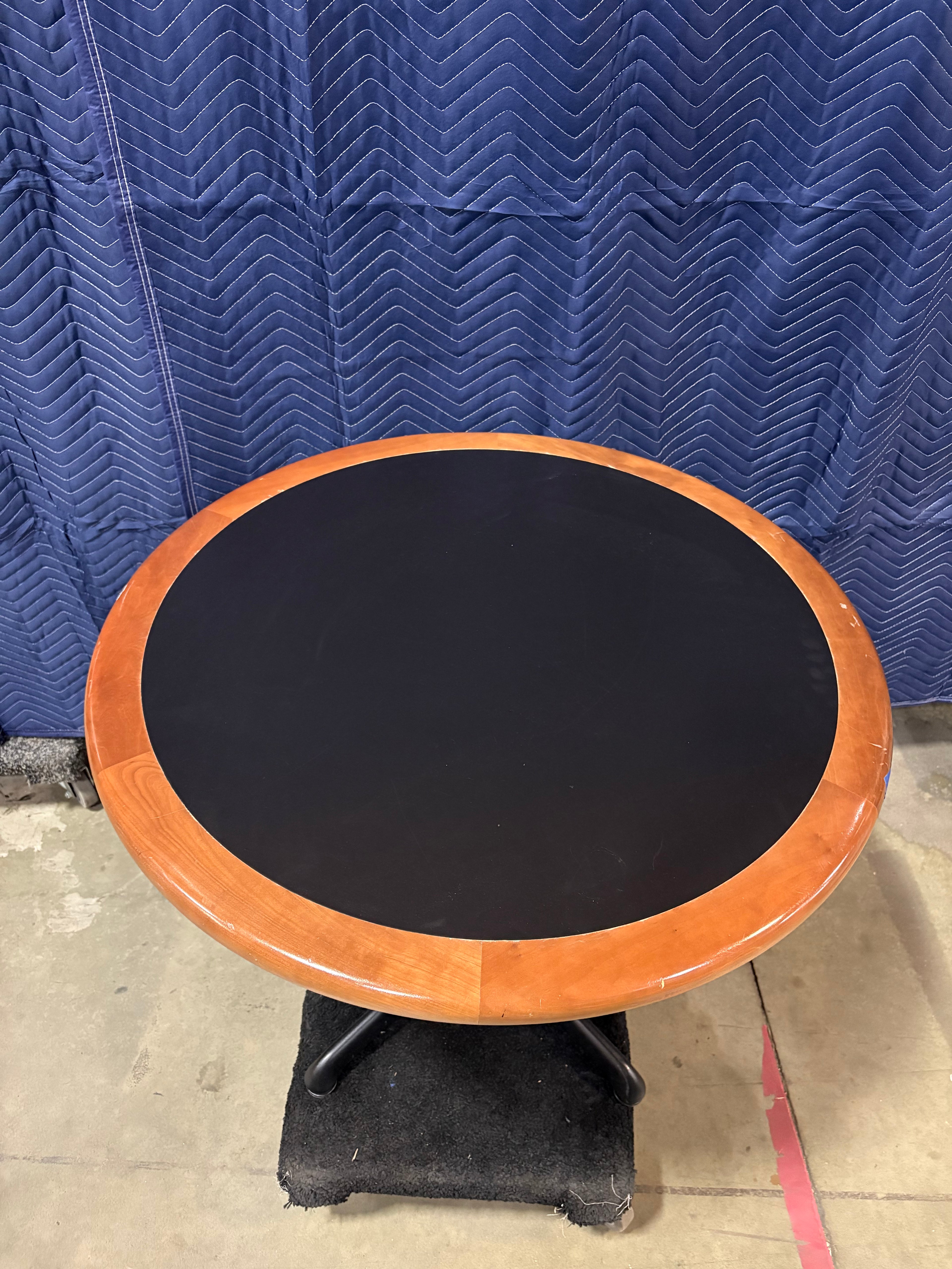 Used 1998 Steelcase Table