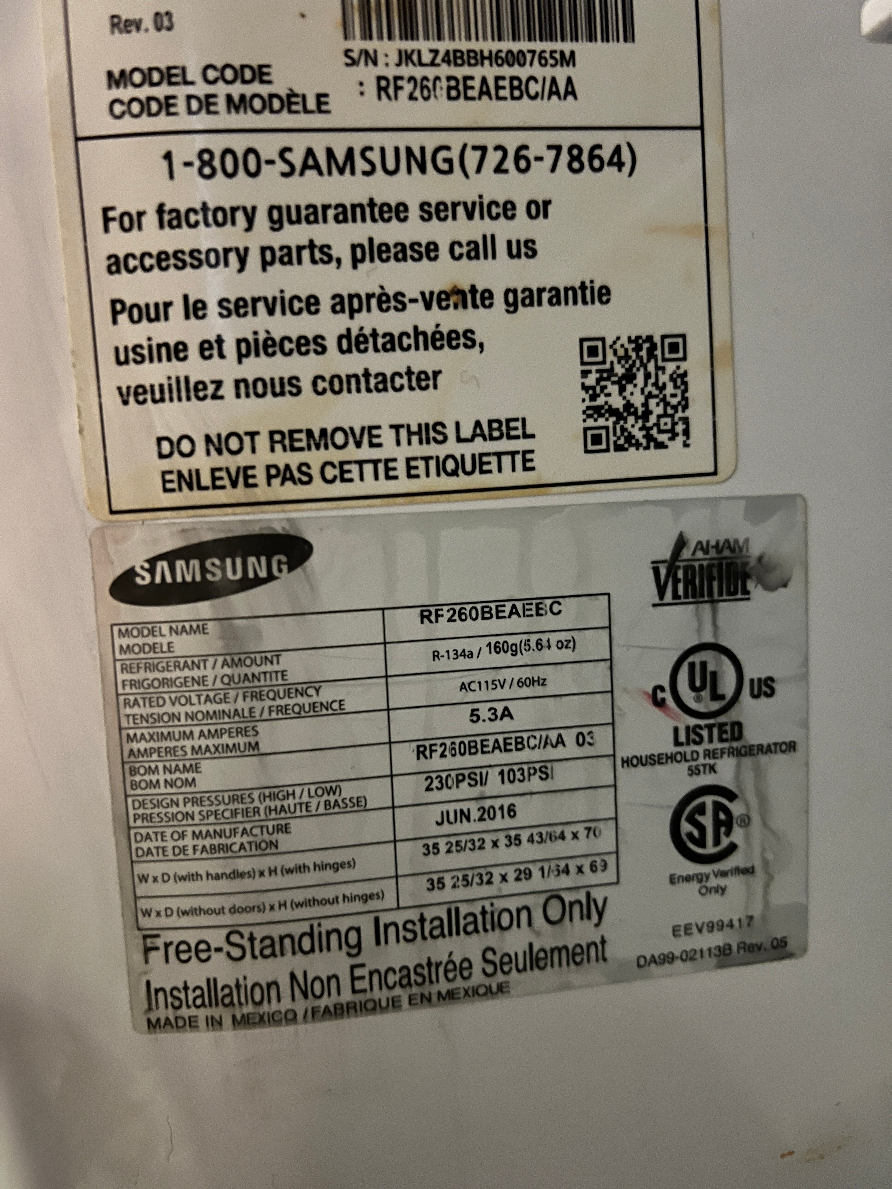 Used Samsung Refigerator/Freezer (Black)