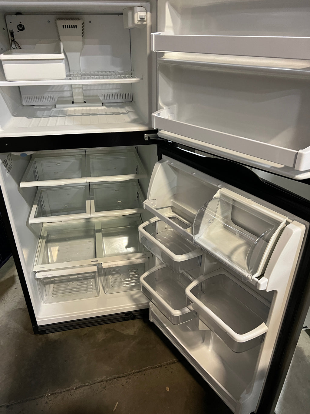 Used Kenmore Refirgerator/Freezer (Black/Silver)
