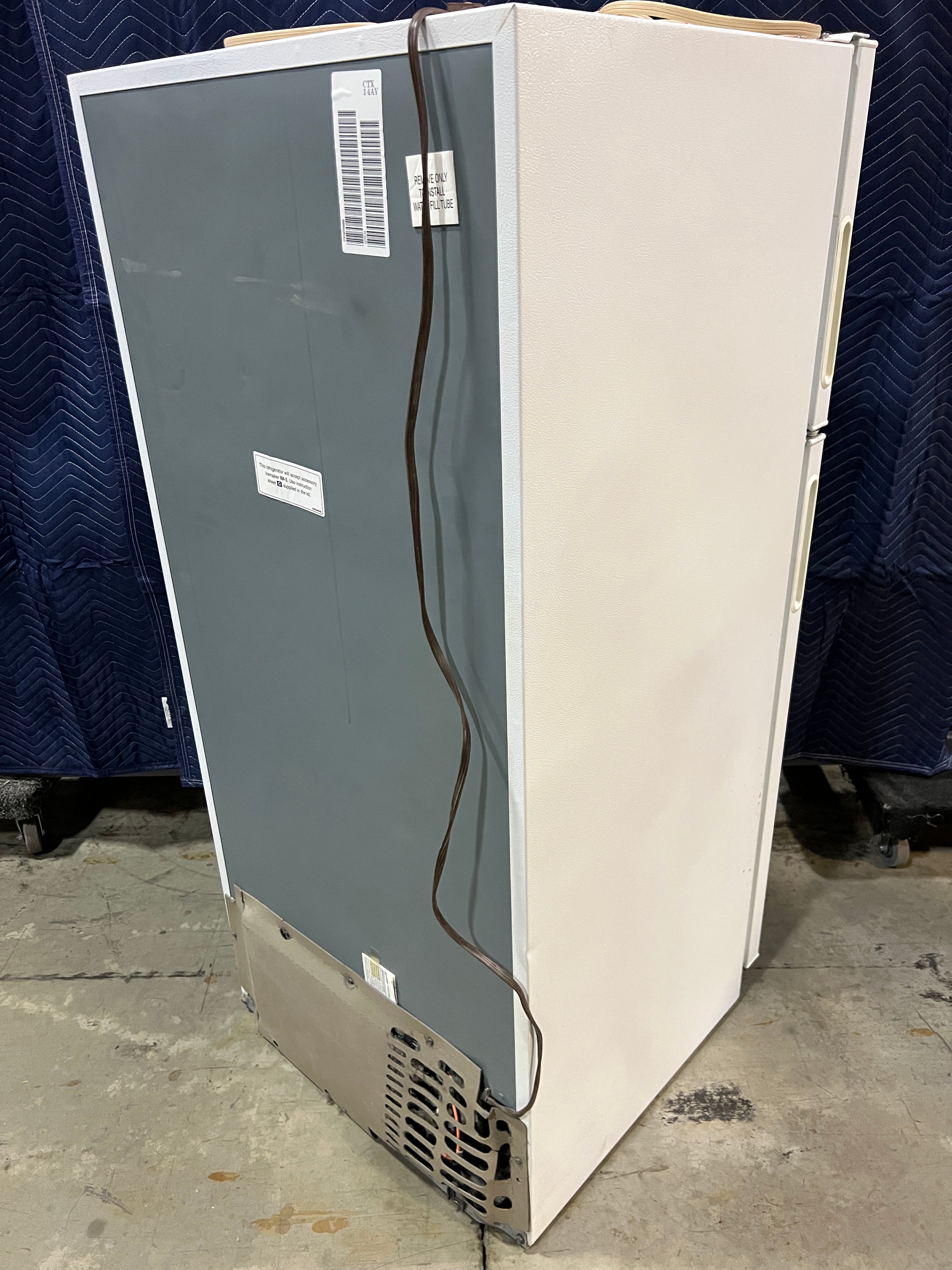 Used Hotpoint refrigerator/freezer (White)