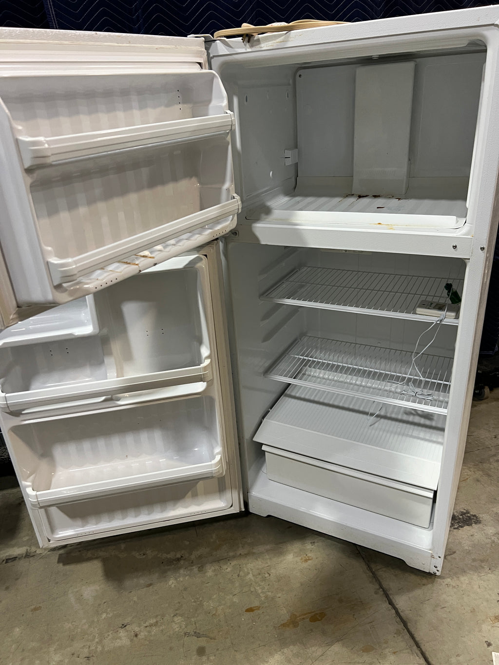 Used Hotpoint refrigerator/freezer (White)
