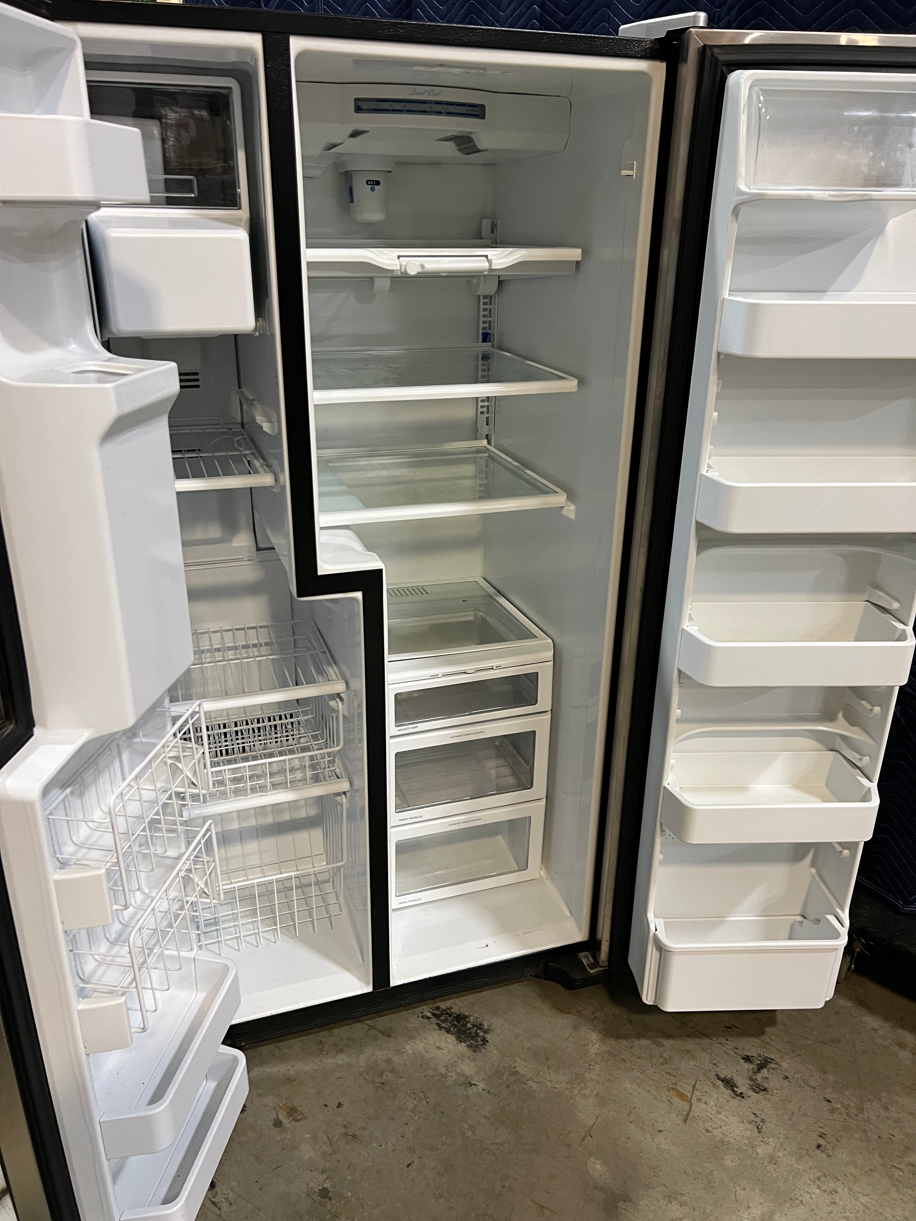 Used Maytag Refrigerator/Freezer (Black, Silver)