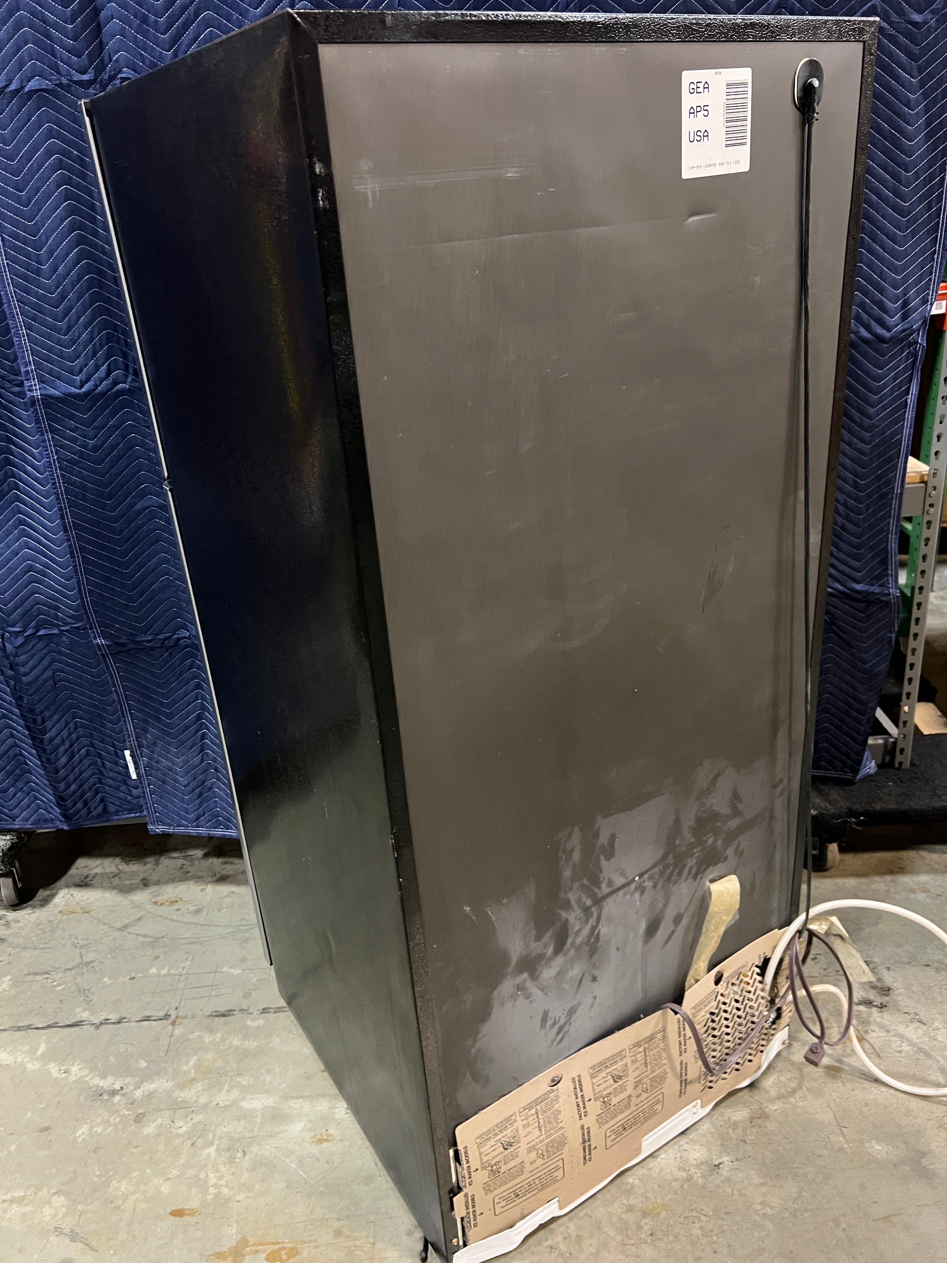 Used GE Refrigerator/Freezer (Black/Silver)