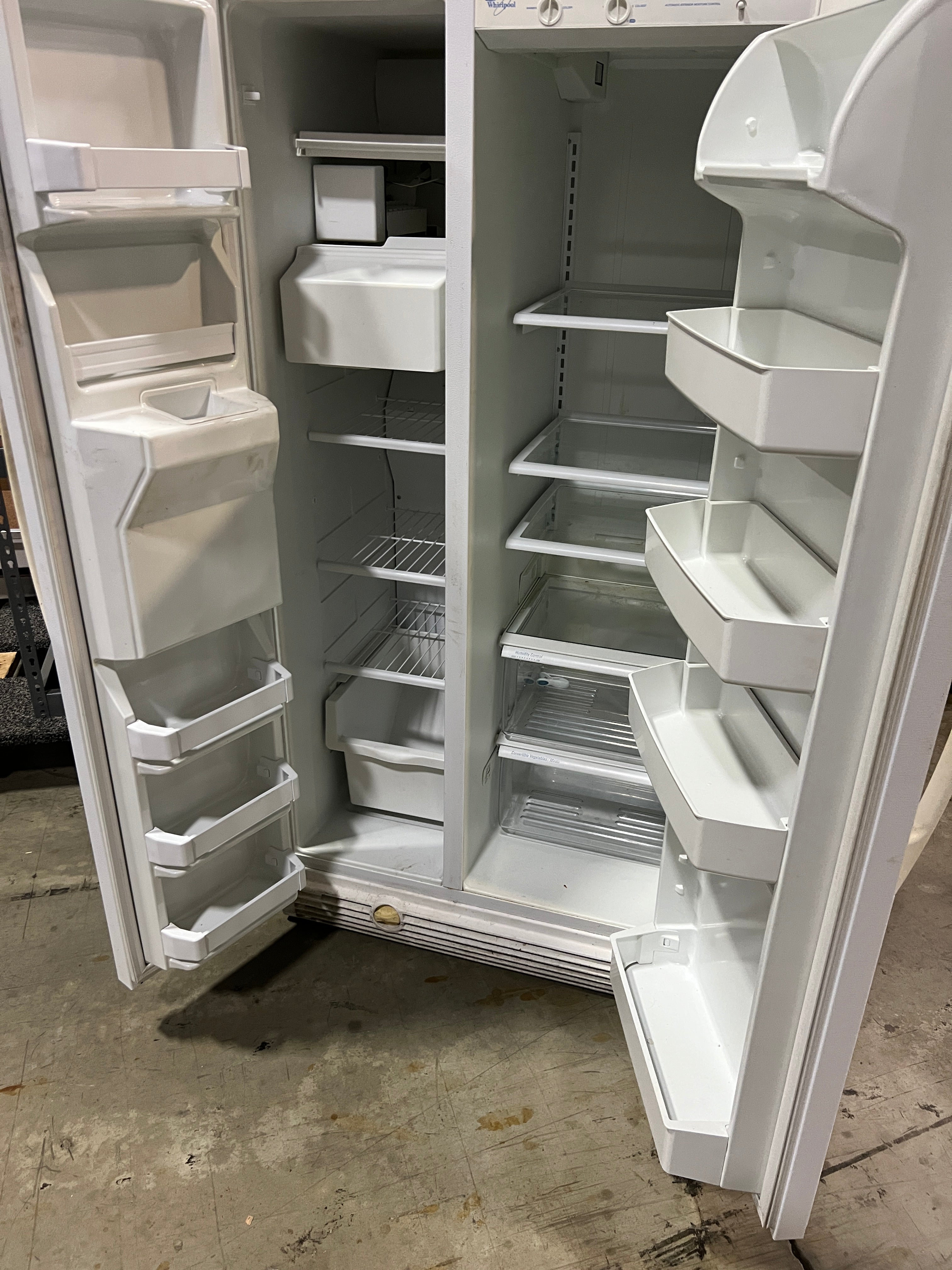 Used Whirlpool Refrigerator/Freezer (White)