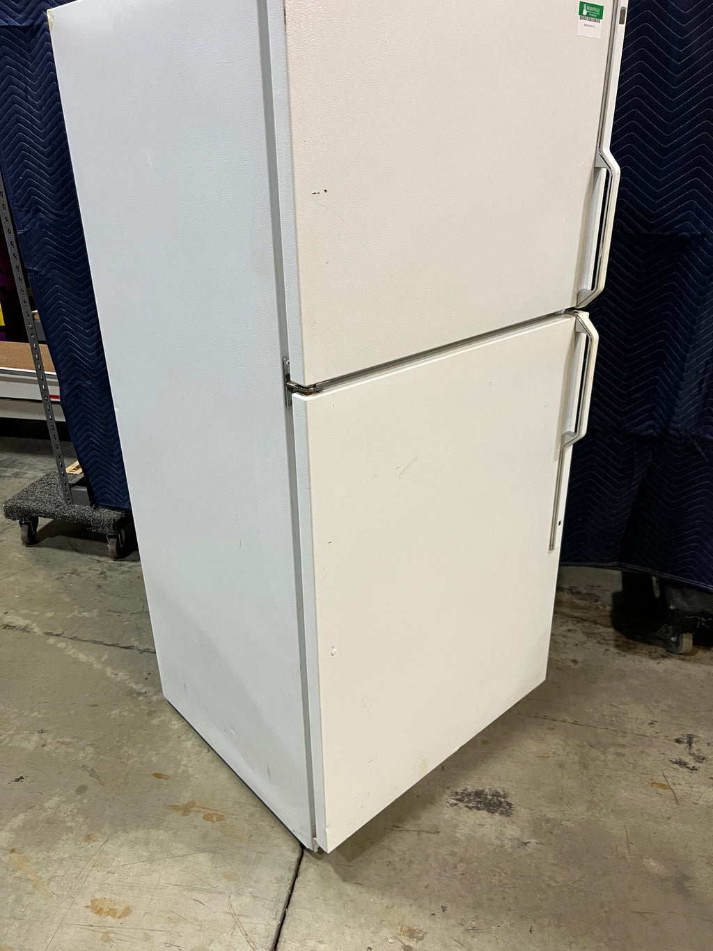 Used GE Refrigerator/Freezer (White)
