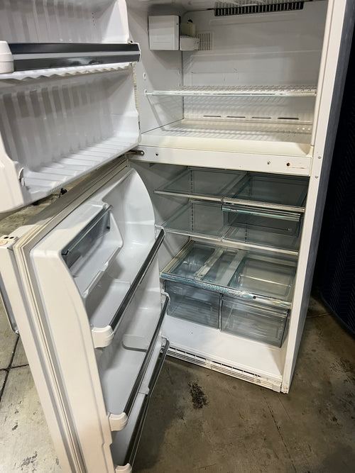 Used GE Refrigerator/Freezer (White)