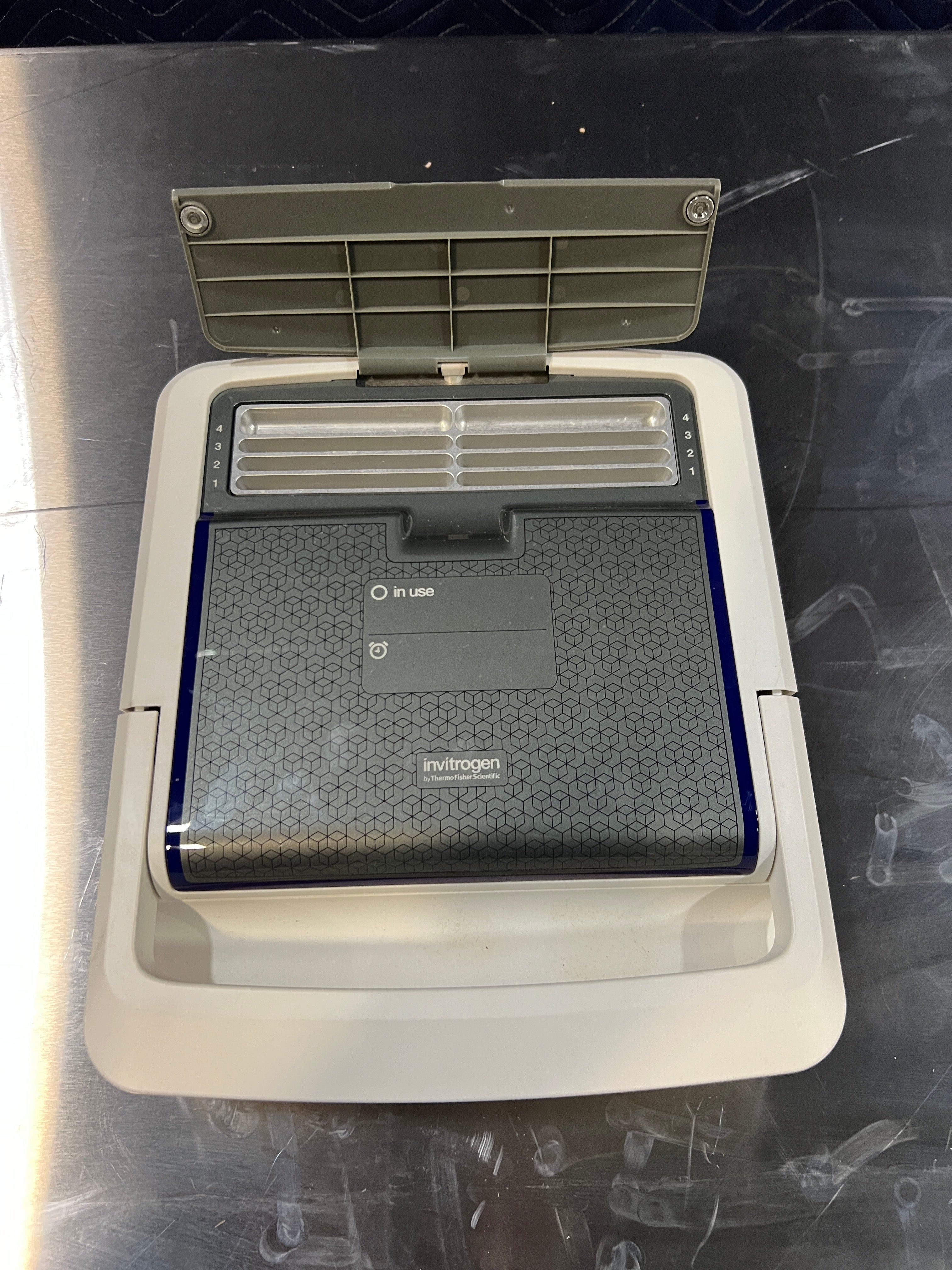 Used Thermo Scientific InvitroGen (iBind Flex)