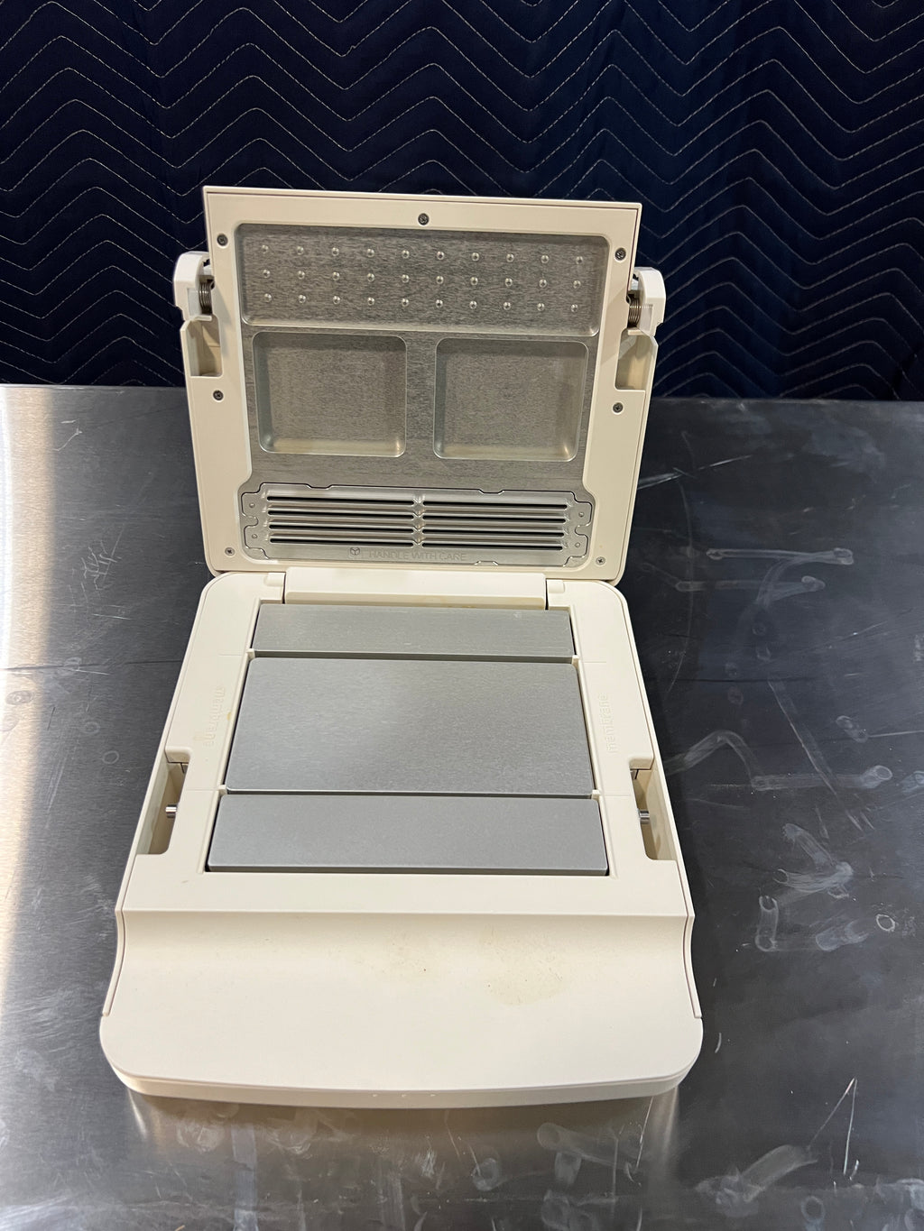 Used Thermo Scientific InvitroGen (iBind Flex)