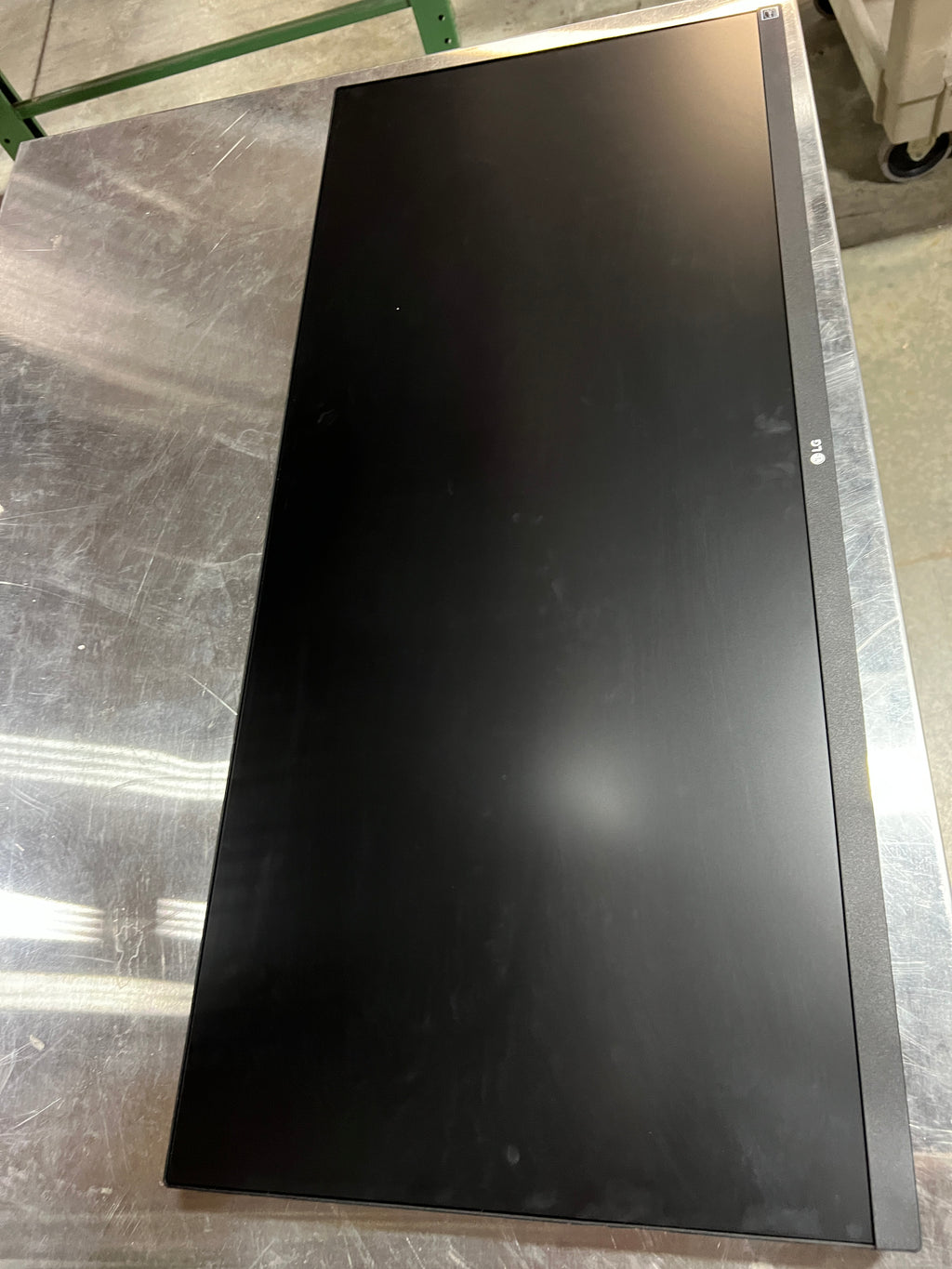 Used LG Monitor (2021)