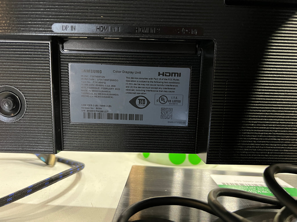 Used Samsung Monitor (2023)