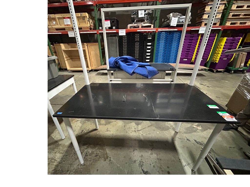 Used Lab/Work Bench Without Shelves